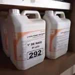 LOTE 292 - 20 LITROS DE SABONETE DE ESPUMA ANTISSÉPTICO. (NO ESTADO) ATENÇÃO! FAZER A VISITAÇÃO ANTES DE ARREMATAR, NÃO SABEMOS SE FUNCIONA. LEILÃO NÃO TEM GARANTIA E NEM DEVOLUÇÃO, SUJEITO A POSSÍVEIS AVARIAS VISÍVEIS/OCULTAS E/OU AUSÊNCIA DE COMPONENTES.