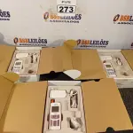 LOTE 273 - 03 APARELHOS DE TELEFONE. (NO ESTADO) ATENÇÃO! FAZER A VISITAÇÃO ANTES DE ARREMATAR, NÃO SABEMOS SE FUNCIONA. LEILÃO NÃO TEM GARANTIA E NEM DEVOLUÇÃO, SUJEITO A POSSÍVEIS AVARIAS VISÍVEIS/OCULTAS E/OU AUSÊNCIA DE COMPONENTES.