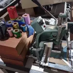LOTE 196 - 01 MÁQUINA PARA TIPOGRAFIA COM ACESSÓRIOS. (NO ESTADO) ATENÇÃO! FAZER A VISITAÇÃO ANTES DE ARREMATAR, NÃO SABEMOS SE FUNCIONA. LEILÃO NÃO TEM GARANTIA E NEM DEVOLUÇÃO, SUJEITO A POSSÍVEIS AVARIAS VISÍVEIS/OCULTAS E/OU AUSÊNCIA DE COMPONENTES.