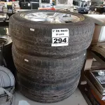 LOTE 294 - 03 RODAS DE LIGA LEVES 05 FUROS DA LIFAN COM PNEUS USADOS NAS MEDIDAS 235/60/16.  (NO ESTADO) ATENÇÃO! FAZER A VISITAÇÃO ANTES DE ARREMATAR, NÃO SABEMOS SE FUNCIONA. LEILÃO NÃO TEM GARANTIA E NEM DEVOLUÇÃO, SUJEITO A POSSÍVEIS AVARIAS VISÍVEIS/OCULTAS E/OU AUSÊNCIA DE COMPONENTES.