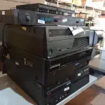LOTE 299 - 01 PS2, 01 TWIN CHANEL RECEIVER E 03 CPU’S MARCAS LENOVO. (NO ESTADO) ATENÇÃO! FAZER A VISITAÇÃO ANTES DE ARREMATAR, NÃO SABEMOS SE FUNCIONA. LEILÃO NÃO TEM GARANTIA E NEM DEVOLUÇÃO, SUJEITO A POSSÍVEIS AVARIAS VISÍVEIS/OCULTAS E/OU AUSÊNCIA DE COMPONENTES.