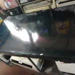 LOTE 119 - 01 TV SAMSUNG 60” POL PARA RETIRADA DE PEÇAS. (NO ESTADO) ATENÇÃO! FAZER A VISITAÇÃO ANTES DE ARREMATAR, NÃO SABEMOS SE FUNCIONA. LEILÃO NÃO TEM GARANTIA E NEM DEVOLUÇÃO, SUJEITO A POSSÍVEIS AVARIAS VISÍVEIS/OCULTAS E/OU AUSÊNCIA DE COMPONENTES.