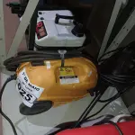 LOTE 025 - 01 LAVADORA DE ALTA PRESSÃO MARCA BRICO 220V. (NO ESTADO) ATENÇÃO! FAZER A VISITAÇÃO ANTES DE ARREMATAR, NÃO SABEMOS SE FUNCIONA. LEILÃO NÃO TEM GARANTIA E NEM DEVOLUÇÃO, SUJEITO A POSSÍVEIS AVARIAS VISÍVEIS/OCULTAS E/OU AUSÊNCIA DE COMPONENTES.