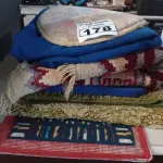 LOTE 178 - 01 LOTE COM TAPETES DIVERSOS. (NO ESTADO) ATENÇÃO! FAZER A VISITAÇÃO ANTES DE ARREMATAR, NÃO SABEMOS SE FUNCIONA. LEILÃO NÃO TEM GARANTIA E NEM DEVOLUÇÃO, SUJEITO A POSSÍVEIS AVARIAS VISÍVEIS/OCULTAS E/OU AUSÊNCIA DE COMPONENTES.