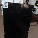 LOTE 153 - 01 TV SAMSUNG 55” POL PARA RETIRADA DE PEÇAS. (NO ESTADO) ATENÇÃO! FAZER A VISITAÇÃO ANTES DE ARREMATAR, NÃO SABEMOS SE FUNCIONA. LEILÃO NÃO TEM GARANTIA E NEM DEVOLUÇÃO, SUJEITO A POSSÍVEIS AVARIAS VISÍVEIS/OCULTAS E/OU AUSÊNCIA DE COMPONENTES.