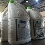 LOTE 329 - 20 LITROS DE AGI PRO RESTAURADOR DE BRILHO. (NO ESTADO) ATENÇÃO! FAZER A VISITAÇÃO ANTES DE ARREMATAR, NÃO SABEMOS SE FUNCIONA. LEILÃO NÃO TEM GARANTIA E NEM DEVOLUÇÃO, SUJEITO A POSSÍVEIS AVARIAS VISÍVEIS/OCULTAS E/OU AUSÊNCIA DE COMPONENTES.