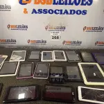 LOTE 268 - 01 LOTE COM VÁRIOS TABLET MARCAS E MODELOS DIVERSOS PARA RETIRADA DE PEÇAS. (NO ESTADO) ATENÇÃO! FAZER A VISITAÇÃO ANTES DE ARREMATAR, NÃO SABEMOS SE FUNCIONA. LEILÃO NÃO TEM GARANTIA E NEM DEVOLUÇÃO, SUJEITO A POSSÍVEIS AVARIAS VISÍVEIS/OCULTAS E/OU AUSÊNCIA DE COMPONENTES.