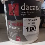 LOTE 190 - 01 BALDE DE GRANILITE TERRAZZO DACAPÓ 25KG. (NO ESTADO) ATENÇÃO! FAZER A VISITAÇÃO ANTES DE ARREMATAR, NÃO SABEMOS SE FUNCIONA. LEILÃO NÃO TEM GARANTIA E NEM DEVOLUÇÃO, SUJEITO A POSSÍVEIS AVARIAS VISÍVEIS/OCULTAS E/OU AUSÊNCIA DE COMPONENTES.