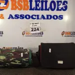 LOTE 224 - 01 APARELHO MULTIMIDIA E 01 CAIXA DE SOM BLUETOOTH. (NO ESTADO) ATENÇÃO! FAZER A VISITAÇÃO ANTES DE ARREMATAR, NÃO SABEMOS SE FUNCIONA. LEILÃO NÃO TEM GARANTIA E NEM DEVOLUÇÃO, SUJEITO A POSSÍVEIS AVARIAS VISÍVEIS/OCULTAS E/OU AUSÊNCIA DE COMPONENTES.