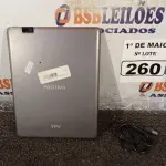 LOTE 260 - 01 TABLET MARCA POSITIVO COM CABO. (NO ESTADO) ATENÇÃO! FAZER A VISITAÇÃO ANTES DE ARREMATAR, NÃO SABEMOS SE FUNCIONA. LEILÃO NÃO TEM GARANTIA E NEM DEVOLUÇÃO, SUJEITO A POSSÍVEIS AVARIAS VISÍVEIS/OCULTAS E/OU AUSÊNCIA DE COMPONENTES.