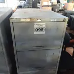 LOTE 095 - 01 ARQUIVO DE AÇO COM 04 GAVETAS. (NO ESTADO) ATENÇÃO! FAZER A VISITAÇÃO ANTES DE ARREMATAR, NÃO SABEMOS SE FUNCIONA. LEILÃO NÃO TEM GARANTIA E NEM DEVOLUÇÃO, SUJEITO A POSSÍVEIS AVARIAS VISÍVEIS/OCULTAS E/OU AUSÊNCIA DE COMPONENTES.