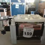 LOTE 159 - 01 MOEDOR DE CARNE 4X1. (NO ESTADO) ATENÇÃO! FAZER A VISITAÇÃO ANTES DE ARREMATAR, NÃO SABEMOS SE FUNCIONA. LEILÃO NÃO TEM GARANTIA E NEM DEVOLUÇÃO, SUJEITO A POSSÍVEIS AVARIAS VISÍVEIS/OCULTAS E/OU AUSÊNCIA DE COMPONENTES.