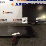 LOTE 154 - 02 MONITORES LG FLATROM E2360V-PN. (NO ESTADO) ATENÇÃO! FAZER A VISITAÇÃO ANTES DE ARREMATAR, NÃO SABEMOS SE FUNCIONA. LEILÃO NÃO TEM GARANTIA E NEM DEVOLUÇÃO, SUJEITO A POSSÍVEIS AVARIAS VISÍVEIS/OCULTAS E/OU AUSÊNCIA DE COMPONENTES.