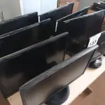LOTE 133 - 08 MONITORES MARCAS E MODELOS DIVERSOS. (NO ESTADO) ATENÇÃO! FAZER A VISITAÇÃO ANTES DE ARREMATAR, NÃO SABEMOS SE FUNCIONA. LEILÃO NÃO TEM GARANTIA E NEM DEVOLUÇÃO, SUJEITO A POSSÍVEIS AVARIAS VISÍVEIS/OCULTAS E/OU AUSÊNCIA DE COMPONENTES.