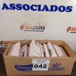 LOTE 042 - 01 LOTE COM VÁRIAS BATERIAS MOTOROLA 7.4V NTN9862D. (NO ESTADO) ATENÇÃO! FAZER A VISITAÇÃO ANTES DE ARREMATAR, NÃO SABEMOS SE FUNCIONA. LEILÃO NÃO TEM GARANTIA E NEM DEVOLUÇÃO, SUJEITO A POSSÍVEIS AVARIAS VISÍVEIS/OCULTAS E/OU AUSÊNCIA DE COMPONENTES.