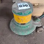 LOTE 030 - ´01 ENCERADEIRA BANDEIRANTE. (NO ESTADO)