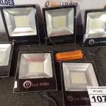 LOTE 107 - 06 PAINÉIS DE LED MARCAS E MODELOS DIVERSOS. (NO ESTADO) ATENÇÃO! FAZER A VISITAÇÃO ANTES DE ARREMATAR, NÃO SABEMOS SE FUNCIONA. LEILÃO NÃO TEM GARANTIA E NEM DEVOLUÇÃO, SUJEITO A POSSÍVEIS AVARIAS VISÍVEIS/OCULTAS E/OU AUSÊNCIA DE COMPONENTES.