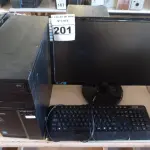 LOTE 201 - 01 CPU, 01 MONITOR E 01 TECLADO. (NO ESTADO) ATENÇÃO! FAZER A VISITAÇÃO ANTES DE ARREMATAR, NÃO SABEMOS SE FUNCIONA. LEILÃO NÃO TEM GARANTIA E NEM DEVOLUÇÃO, SUJEITO A POSSÍVEIS AVARIAS VISÍVEIS/OCULTAS E/OU AUSÊNCIA DE COMPONENTES.