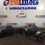 LOTE 043 - 02 IMPRESSORAS DE CUPOM MARCAS DARUMA COM FONTE.  (NO ESTADO) ATENÇÃO! FAZER A VISITAÇÃO ANTES DE ARREMATAR, NÃO SABEMOS SE FUNCIONA. LEILÃO NÃO TEM GARANTIA E NEM DEVOLUÇÃO, SUJEITO A POSSÍVEIS AVARIAS VISÍVEIS/OCULTAS E/OU AUSÊNCIA DE COMPONENTES.