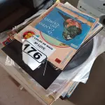 LOTE 176 - 01 LOTE COM VÁRIOS DISCOS DE VINIL. (NO ESTADO) ATENÇÃO! FAZER A VISITAÇÃO ANTES DE ARREMATAR, NÃO SABEMOS SE FUNCIONA. LEILÃO NÃO TEM GARANTIA E NEM DEVOLUÇÃO, SUJEITO A POSSÍVEIS AVARIAS VISÍVEIS/OCULTAS E/OU AUSÊNCIA DE COMPONENTES.