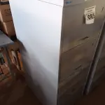 LOTE 085 - 01 ARQUIVO DE AÇO COM 04 GAVETAS. (NO ESTADO) ATENÇÃO! FAZER A VISITAÇÃO ANTES DE ARREMATAR, NÃO SABEMOS SE FUNCIONA. LEILÃO NÃO TEM GARANTIA E NEM DEVOLUÇÃO, SUJEITO A POSSÍVEIS AVARIAS VISÍVEIS/OCULTAS E/OU AUSÊNCIA DE COMPONENTES.