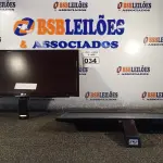LOTE 034 - 02 MONITORES MARCAS LG MODELOS FLATROM E2360V-PN/E2260V-PN. (NO ESTADO) ATENÇÃO! FAZER A VISITAÇÃO ANTES DE ARREMATAR, NÃO SABEMOS SE FUNCIONA. LEILÃO NÃO TEM GARANTIA E NEM DEVOLUÇÃO, SUJEITO A POSSÍVEIS AVARIAS VISÍVEIS/OCULTAS E/OU AUSÊNCIA DE COMPONENTES.