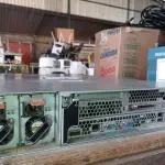 LOTE 374 - 01 SERVIDOR DE GAVETA MARCA IBM. (NO ESTADO) ATENÇÃO! FAZER A VISITAÇÃO ANTES DE ARREMATAR, NÃO SABEMOS SE FUNCIONA. LEILÃO NÃO TEM GARANTIA E NEM DEVOLUÇÃO, SUJEITO A POSSÍVEIS AVARIAS VISÍVEIS/OCULTAS E/OU AUSÊNCIA DE COMPONENTES.