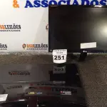 LOTE 251 - 02 MONITORES MARCAS LG MODELOS FLATROM E2360V-PN/E2260V-PN. (NO ESTADO) ATENÇÃO! FAZER A VISITAÇÃO ANTES DE ARREMATAR, NÃO SABEMOS SE FUNCIONA. LEILÃO NÃO TEM GARANTIA E NEM DEVOLUÇÃO, SUJEITO A POSSÍVEIS AVARIAS VISÍVEIS/OCULTAS E/OU AUSÊNCIA DE COMPONENTES.