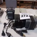 LOTE 372 - 05 AUTO TRANSFORMADORES MARCAS E MODELOS DIVERSOS. (NO ESTADO) ATENÇÃO! FAZER A VISITAÇÃO ANTES DE ARREMATAR, NÃO SABEMOS SE FUNCIONA. LEILÃO NÃO TEM GARANTIA E NEM DEVOLUÇÃO, SUJEITO A POSSÍVEIS AVARIAS VISÍVEIS/OCULTAS E/OU AUSÊNCIA DE COMPONENTES.