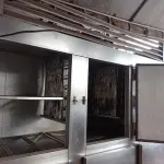 LOTE 345 - 01 GELADEIRA INDUSTRIAL EM INOX COM 06 PORTAS. (NO ESTADO) ATENÇÃO! FAZER A VISITAÇÃO ANTES DE ARREMATAR, NÃO SABEMOS SE FUNCIONA. LEILÃO NÃO TEM GARANTIA E NEM DEVOLUÇÃO, SUJEITO A POSSÍVEIS AVARIAS VISÍVEIS/OCULTAS E/OU AUSÊNCIA DE COMPONENTES.