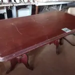 LOTE 311 - 01 MESA EM MADEIRA. (NO ESTADO) ATENÇÃO! FAZER A VISITAÇÃO ANTES DE ARREMATAR, NÃO SABEMOS SE FUNCIONA. LEILÃO NÃO TEM GARANTIA E NEM DEVOLUÇÃO, SUJEITO A POSSÍVEIS AVARIAS VISÍVEIS/OCULTAS E/OU AUSÊNCIA DE COMPONENTES.