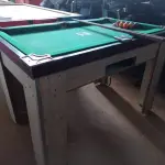 LOTE 341 - 01 MESA DE SINUCA PEQUENA. (NO ESTADO) ATENÇÃO! FAZER A VISITAÇÃO ANTES DE ARREMATAR, NÃO SABEMOS SE FUNCIONA. LEILÃO NÃO TEM GARANTIA E NEM DEVOLUÇÃO, SUJEITO A POSSÍVEIS AVARIAS VISÍVEIS/OCULTAS E/OU AUSÊNCIA DE COMPONENTES.