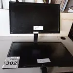 LOTE 302 - 02 MONITORES MARCAS LG MODELOS FLATROM E2360V-PN/E2260V-PN. (NO ESTADO) ATENÇÃO! FAZER A VISITAÇÃO ANTES DE ARREMATAR, NÃO SABEMOS SE FUNCIONA. LEILÃO NÃO TEM GARANTIA E NEM DEVOLUÇÃO, SUJEITO A POSSÍVEIS AVARIAS VISÍVEIS/OCULTAS E/OU AUSÊNCIA DE COMPONENTES.
