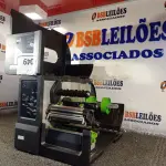 LOTE 049 - 01 IMPRESSORA DE ETIQUETAS MARCA ELGIN. (NO ESTADO) ATENÇÃO! FAZER A VISITAÇÃO ANTES DE ARREMATAR, NÃO SABEMOS SE FUNCIONA. LEILÃO NÃO TEM GARANTIA E NEM DEVOLUÇÃO, SUJEITO A POSSÍVEIS AVARIAS VISÍVEIS/OCULTAS E/OU AUSÊNCIA DE COMPONENTES.