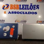 LOTE 277 - 02 NETBOOK’S PARA RETIRADA DE PEÇAS. (NO ESTADO) ATENÇÃO! FAZER A VISITAÇÃO ANTES DE ARREMATAR, NÃO SABEMOS SE FUNCIONA. LEILÃO NÃO TEM GARANTIA E NEM DEVOLUÇÃO, SUJEITO A POSSÍVEIS AVARIAS VISÍVEIS/OCULTAS E/OU AUSÊNCIA DE COMPONENTES.