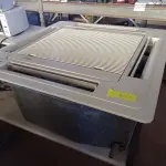 LOTE 148 - 01 EVAPORADORA DE TETO CASSETE MARCA YORK. (NO ESTADO) ATENÇÃO! FAZER A VISITAÇÃO ANTES DE ARREMATAR, NÃO SABEMOS SE FUNCIONA. LEILÃO NÃO TEM GARANTIA E NEM DEVOLUÇÃO, SUJEITO A POSSÍVEIS AVARIAS VISÍVEIS/OCULTAS E/OU AUSÊNCIA DE COMPONENTES.