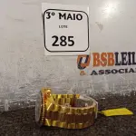 LOTE 285 - 01 RELÓGIO DE PULSO. (NO ESTADO) ATENÇÃO! FAZER A VISITAÇÃO ANTES DE ARREMATAR, NÃO SABEMOS SE FUNCIONA. LEILÃO NÃO TEM GARANTIA E NEM DEVOLUÇÃO, SUJEITO A POSSÍVEIS AVARIAS VISÍVEIS/OCULTAS E/OU AUSÊNCIA DE COMPONENTES.