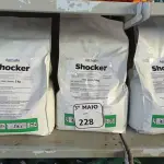LOTE 228 - 03 PACOTES DE FUNGICIDAS DE 5KG CADA AGRIVALLE SHOCKER. (NO ESTADO) ATENÇÃO! FAZER A VISITAÇÃO ANTES DE ARREMATAR, NÃO SABEMOS SE FUNCIONA. LEILÃO NÃO TEM GARANTIA E NEM DEVOLUÇÃO, SUJEITO A POSSÍVEIS AVARIAS VISÍVEIS/OCULTAS E/OU AUSÊNCIA DE COMPONENTES.