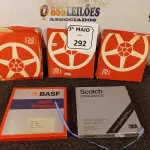 LOTE 292 - 05 CARRETEIS COM FITAS PARA GRAVADOR DE ROLO. (NO ESTADO) ATENÇÃO! FAZER A VISITAÇÃO ANTES DE ARREMATAR, NÃO SABEMOS SE FUNCIONA. LEILÃO NÃO TEM GARANTIA E NEM DEVOLUÇÃO, SUJEITO A POSSÍVEIS AVARIAS VISÍVEIS/OCULTAS E/OU AUSÊNCIA DE COMPONENTES.