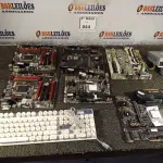 LOTE 044 - 06 PLACAS MÃE, SENDO 04 GAMER, 01 FONTE DE ALIMENTAÇÃO PARA PC E 01 TECLADO. (NO ESTADO) ATENÇÃO! FAZER A VISITAÇÃO ANTES DE ARREMATAR, NÃO SABEMOS SE FUNCIONA. LEILÃO NÃO TEM GARANTIA E NEM DEVOLUÇÃO, SUJEITO A POSSÍVEIS AVARIAS VISÍVEIS/OCULTAS E/OU AUSÊNCIA DE COMPONENTES.