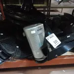 LOTE 115 - 01 LOTE COM VENTILADORES PARA RETIRADA DE PEÇAS. (NO ESTADO) ATENÇÃO! FAZER A VISITAÇÃO ANTES DE ARREMATAR, NÃO SABEMOS SE FUNCIONA. LEILÃO NÃO TEM GARANTIA E NEM DEVOLUÇÃO, SUJEITO A POSSÍVEIS AVARIAS VISÍVEIS/OCULTAS E/OU AUSÊNCIA DE COMPONENTES.
