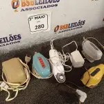 LOTE 280 - 05 MASSAGEADORES INCOMPLETOS. (NO ESTADO) ATENÇÃO! FAZER A VISITAÇÃO ANTES DE ARREMATAR, NÃO SABEMOS SE FUNCIONA. LEILÃO NÃO TEM GARANTIA E NEM DEVOLUÇÃO, SUJEITO A POSSÍVEIS AVARIAS VISÍVEIS/OCULTAS E/OU AUSÊNCIA DE COMPONENTES.