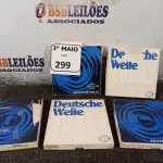 LOTE 299 - 05 CARRETEIS COM FITAS PARA GRAVADOR DE ROLO. (NO ESTADO) ATENÇÃO! FAZER A VISITAÇÃO ANTES DE ARREMATAR, NÃO SABEMOS SE FUNCIONA. LEILÃO NÃO TEM GARANTIA E NEM DEVOLUÇÃO, SUJEITO A POSSÍVEIS AVARIAS VISÍVEIS/OCULTAS E/OU AUSÊNCIA DE COMPONENTES.