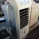LOTE 212 - 02 CLIMATIZADORES MARCA MIDEA E CADENCE COM AVARIAS. (NO ESTADO) ATENÇÃO! FAZER A VISITAÇÃO ANTES DE ARREMATAR, NÃO SABEMOS SE FUNCIONA. LEILÃO NÃO TEM GARANTIA E NEM DEVOLUÇÃO, SUJEITO A POSSÍVEIS AVARIAS VISÍVEIS/OCULTAS E/OU AUSÊNCIA DE COMPONENTES.