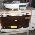 LOTE 246 - 01 FORNO SUGAR E 01 FRITADEIRA ELÉTRICA. (NO ESTADO) ATENÇÃO! FAZER A VISITAÇÃO ANTES DE ARREMATAR, NÃO SABEMOS SE FUNCIONA. LEILÃO NÃO TEM GARANTIA E NEM DEVOLUÇÃO, SUJEITO A POSSÍVEIS AVARIAS VISÍVEIS/OCULTAS E/OU AUSÊNCIA DE COMPONENTES.