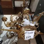 LOTE 219 - 02 ABAJURES, SENDO 01 DE TETO E 01 LUMINÁRIA DE PAREDE. (NO ESTADO) ATENÇÃO! FAZER A VISITAÇÃO ANTES DE ARREMATAR, NÃO SABEMOS SE FUNCIONA. LEILÃO NÃO TEM GARANTIA E NEM DEVOLUÇÃO, SUJEITO A POSSÍVEIS AVARIAS VISÍVEIS/OCULTAS E/OU AUSÊNCIA DE COMPONENTES.