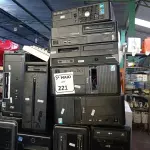 LOTE 221 - 11 CPU’S MARCAS E MODELOS DIVERSOS PARA RETIRADA DE PEÇAS. (NO ESTADO) ATENÇÃO! FAZER A VISITAÇÃO ANTES DE ARREMATAR, NÃO SABEMOS SE FUNCIONA. LEILÃO NÃO TEM GARANTIA E NEM DEVOLUÇÃO, SUJEITO A POSSÍVEIS AVARIAS VISÍVEIS/OCULTAS E/OU AUSÊNCIA DE COMPONENTES.