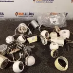 LOTE 304 - 01 LOTE COM VÁRIAS CÂMERAS DE SEGURANÇA. (NO ESTADO) ATENÇÃO! FAZER A VISITAÇÃO ANTES DE ARREMATAR, NÃO SABEMOS SE FUNCIONA. LEILÃO NÃO TEM GARANTIA E NEM DEVOLUÇÃO, SUJEITO A POSSÍVEIS AVARIAS VISÍVEIS/OCULTAS E/OU AUSÊNCIA DE COMPONENTES.