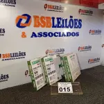LOTE 015 - 04 LUMINÁRIAS DE LED SOBREPOR QUADRADA 18W 65000K TASHIBRA. (NO ESTADO) ATENÇÃO! FAZER A VISITAÇÃO ANTES DE ARREMATAR, NÃO SABEMOS SE FUNCIONA. LEILÃO NÃO TEM GARANTIA E NEM DEVOLUÇÃO, SUJEITO A POSSÍVEIS AVARIAS VISÍVEIS/OCULTAS E/OU AUSÊNCIA DE COMPONENTES.