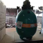 LOTE 110 - 01 FILTRO PARA PISCINA. (NO ESTADO) ATENÇÃO! FAZER A VISITAÇÃO ANTES DE ARREMATAR, NÃO SABEMOS SE FUNCIONA. LEILÃO NÃO TEM GARANTIA E NEM DEVOLUÇÃO, SUJEITO A POSSÍVEIS AVARIAS VISÍVEIS/OCULTAS E/OU AUSÊNCIA DE COMPONENTES.